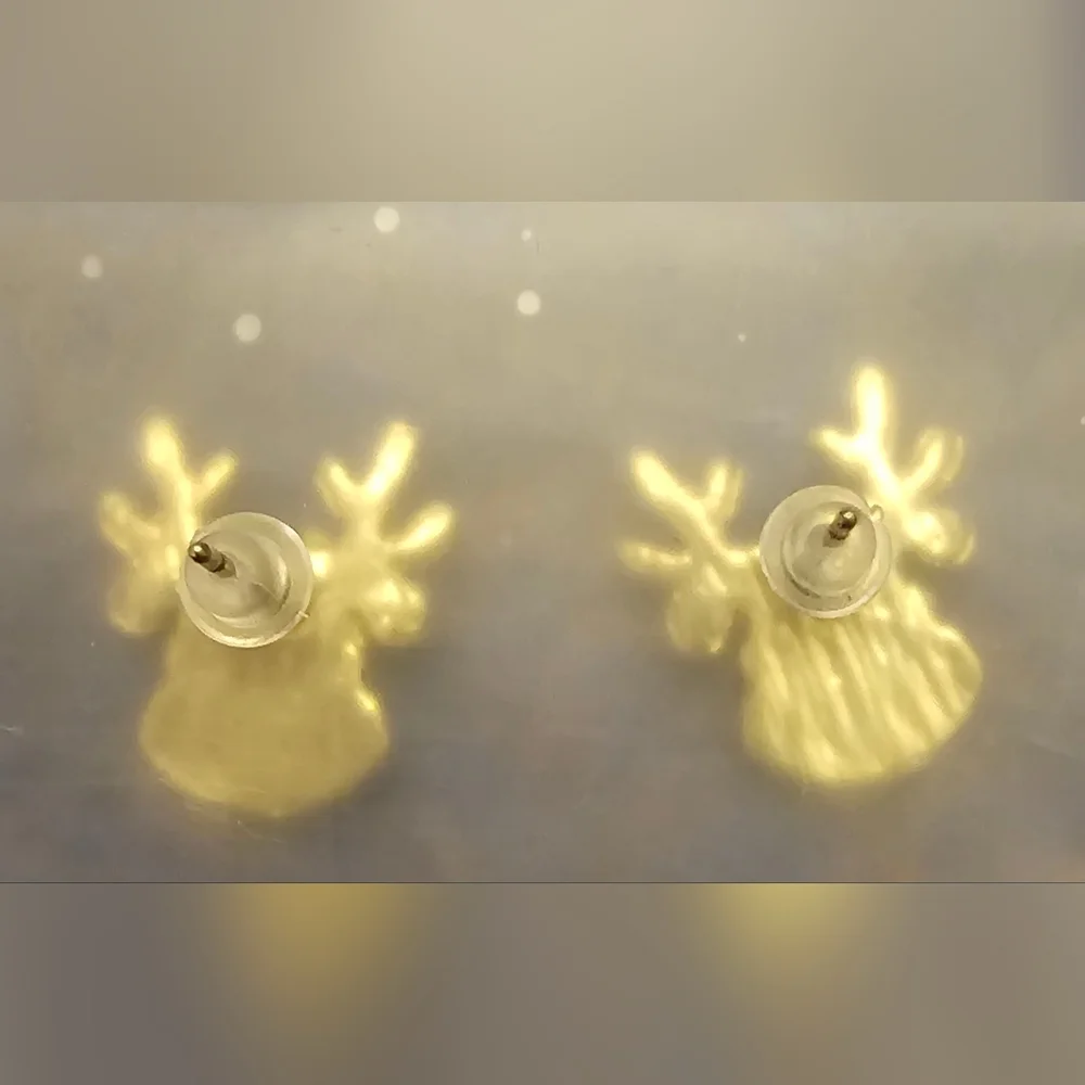 NEW- ADORABLE Crystal Studded Reindeer Earrings - Picture 3 of 3